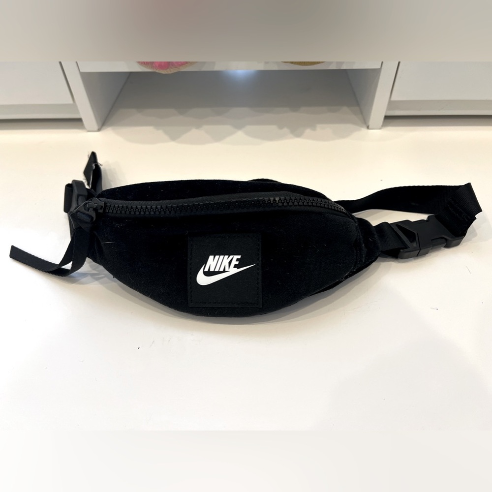 Nike Crossbody
